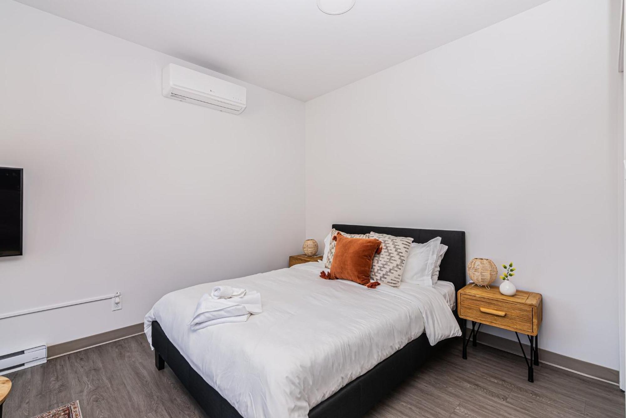 Wonderful New Studio Close To Mount Royal By Den Stays Montreal Phòng bức ảnh