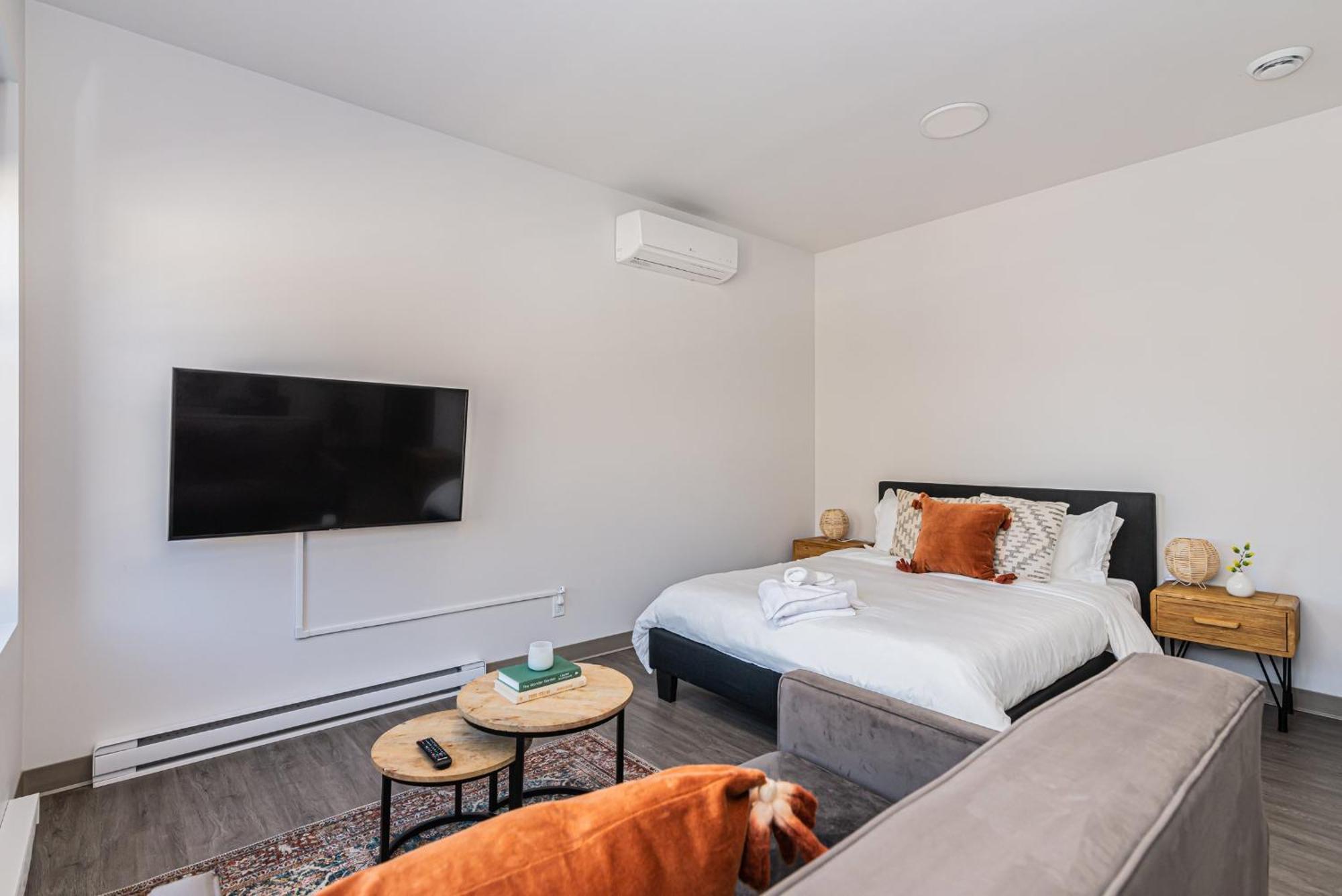 Wonderful New Studio Close To Mount Royal By Den Stays Montreal Phòng bức ảnh