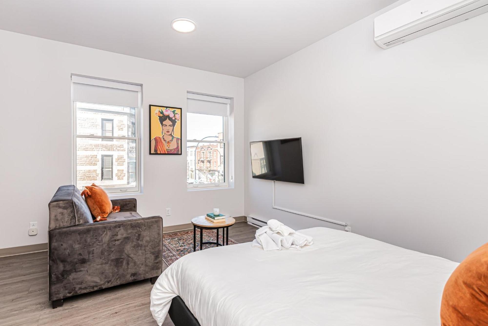 Wonderful New Studio Close To Mount Royal By Den Stays Montreal Phòng bức ảnh